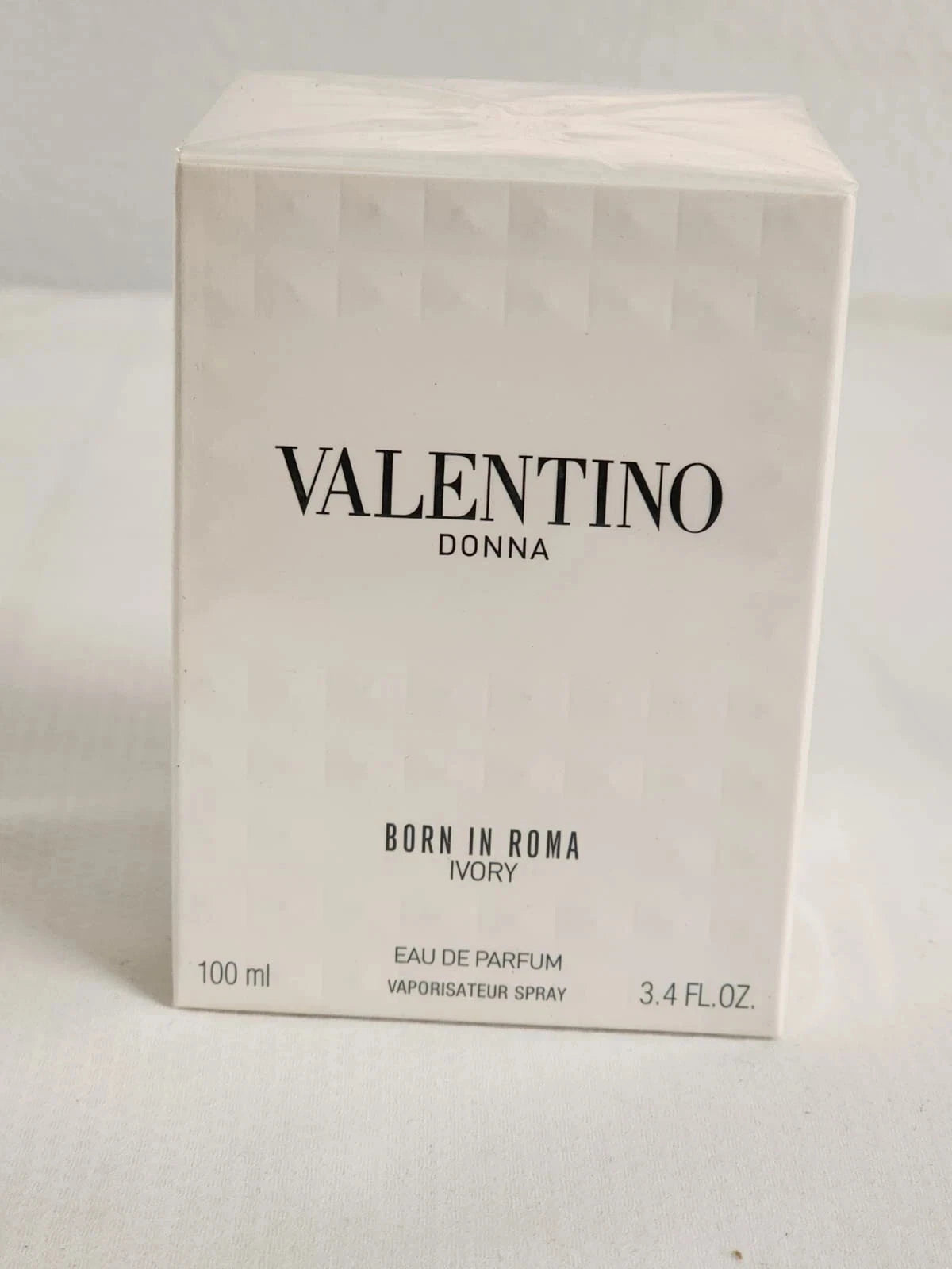 Valentino Donna Born in Roma Ivory Eau de Parfum 3.4 oz / 100 ml for Women